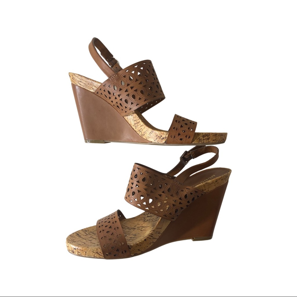 BCBGeneration Size 8 3.5” tall brown wedges